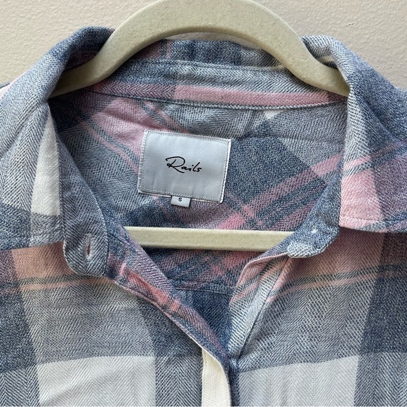 Rails Super Soft Hunter Plaid Button Down Shirt Gray White Pink Size Small - Picture 3 of 11